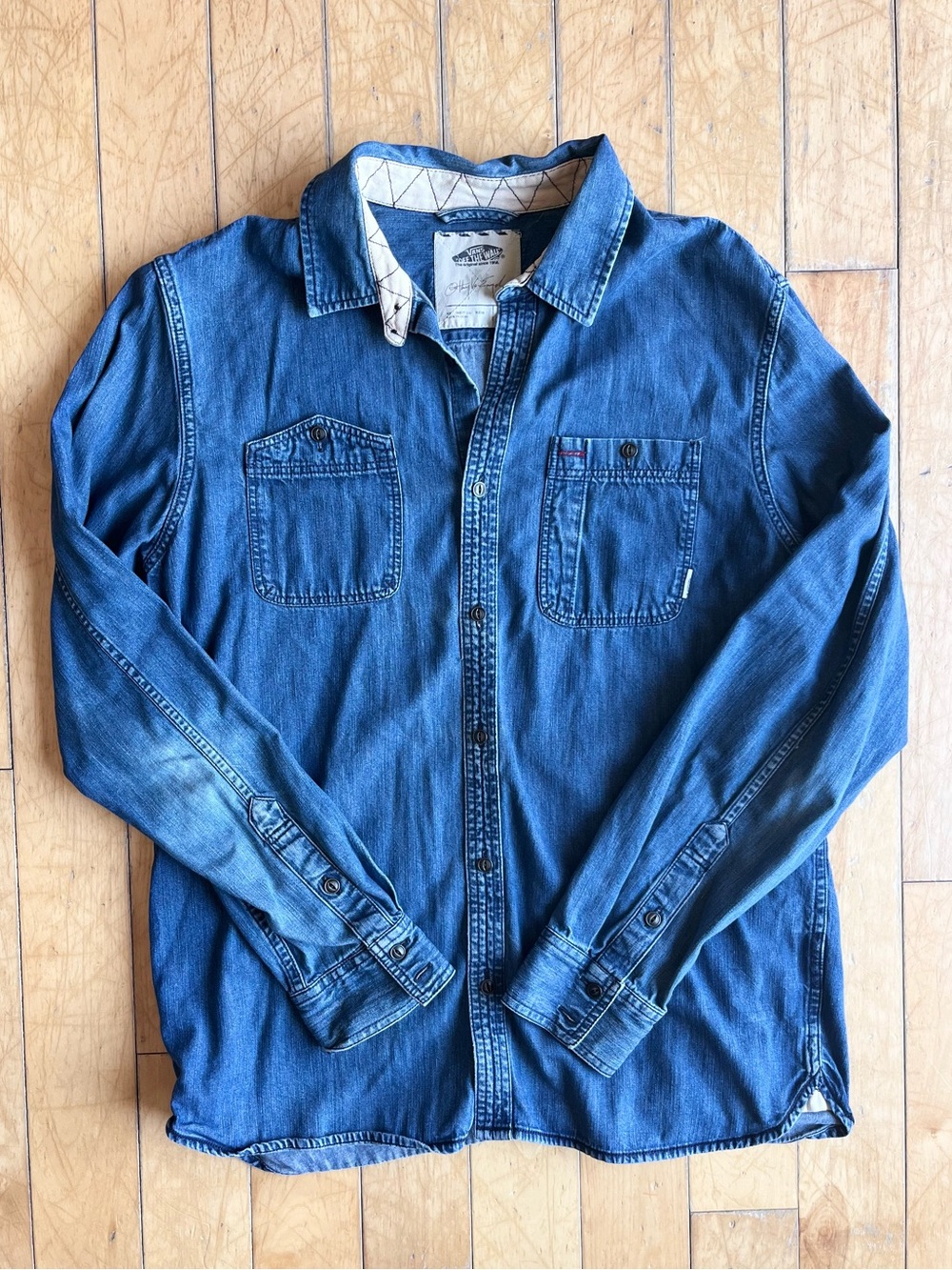 Vans 2012 “Off The Wall” Denim Button‑Up Shirt – Men’s Size M